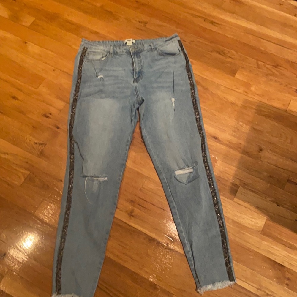 Women’s casual jeans